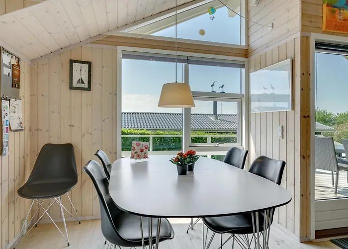 Albantine - 150m From The Sea By Interhome *