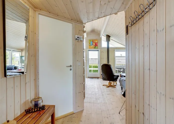 Albantine - 150m From The Sea By Interhome